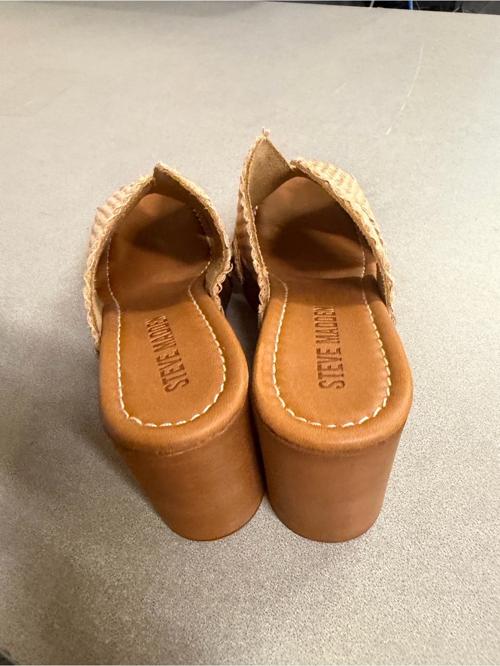 Steve Madden Woven Tan Slide Mules - Picture 3 of 6
